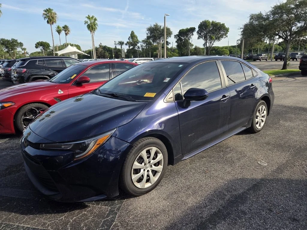 Used 2023 Blueprint Toyota LE image 3