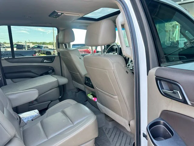 Used 2018 SUMMIT WHITE Chevrolet Premier image 29