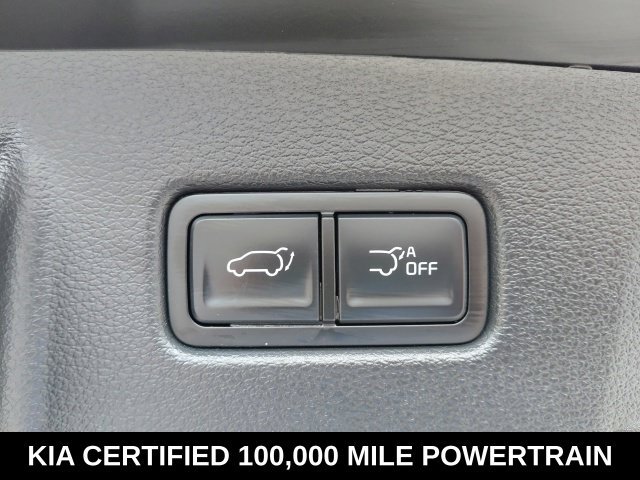 Used 2025 Black Kia S image 33