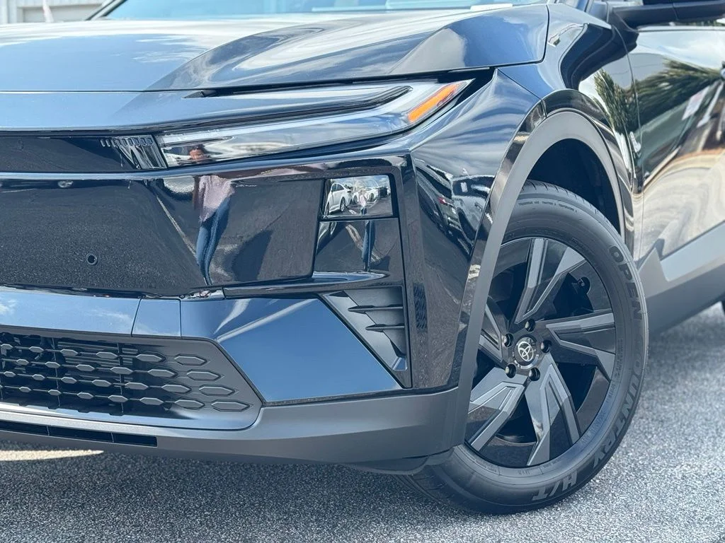New 2026 Midnight Black Metallic Toyota SE image 5