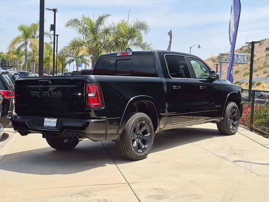 New 2026 Diamond Black Crystal Pearl-Coat Exterior Paint RAM Big Horn/Lone Star image 2