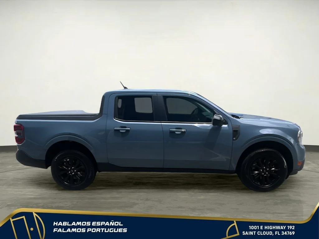 Used 2024 Gray Ford Lariat image 7