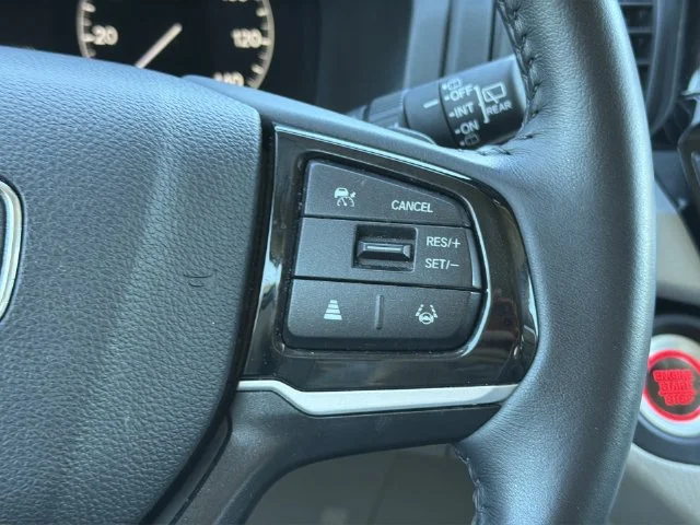 Used 2025  Honda EX-L image 27