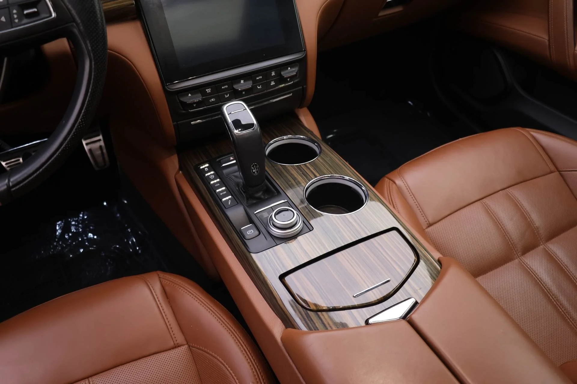 Used 2020 Silver Maserati S Q4 GranSport image 19