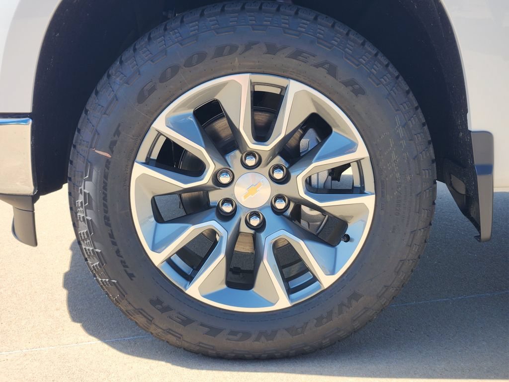 2026 Chevrolet Silverado 1500 LT - Photo 18