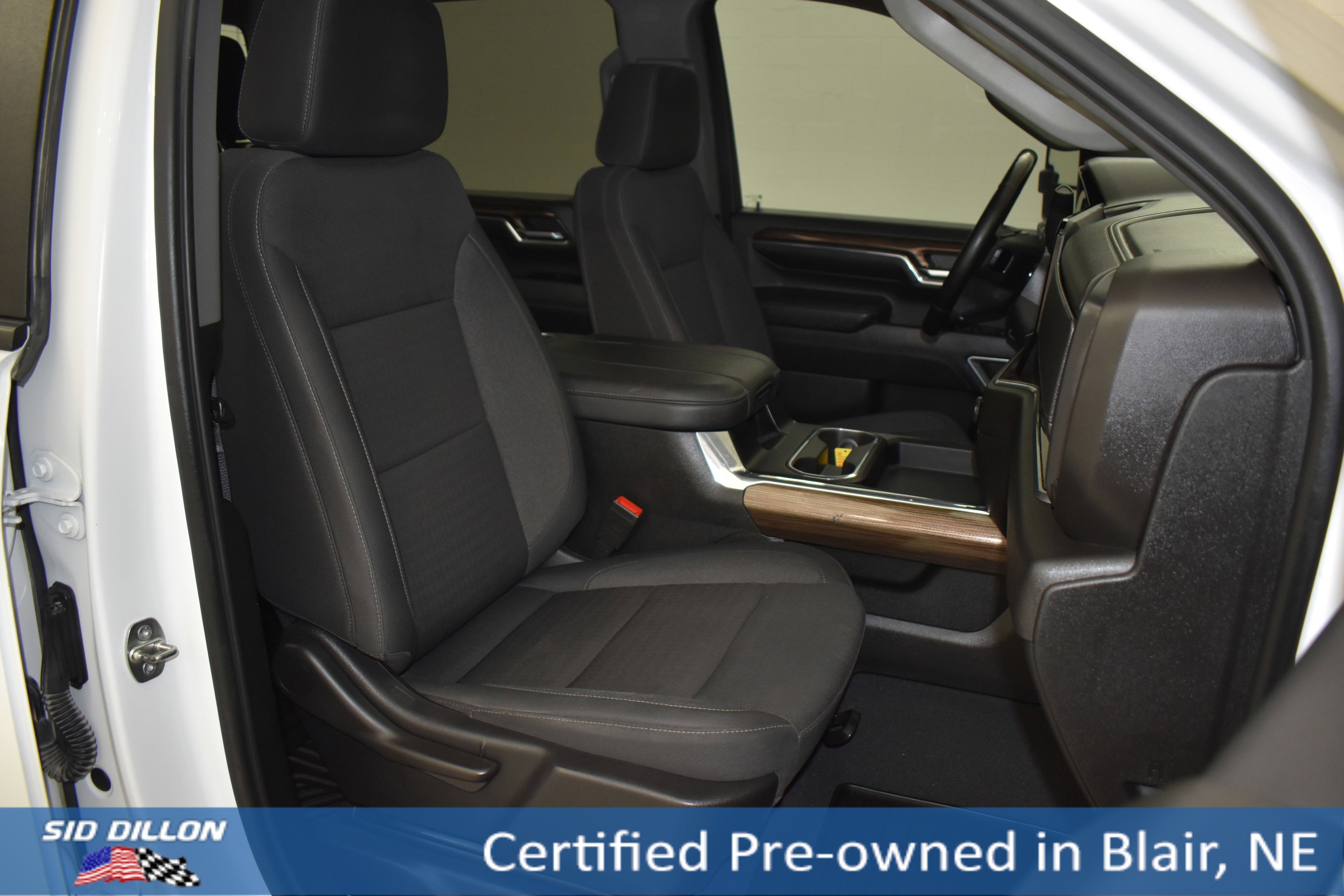Used 2024 Summit White Chevrolet LT image 7