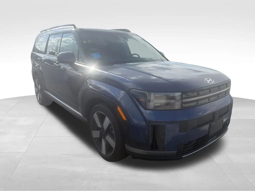 Used 2025 Blue Hyundai Limited image 18