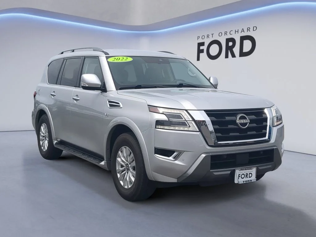 Used 2022 Silver Nissan SV image 9