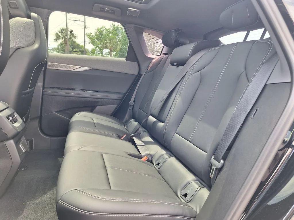 2026 Cadillac OPTIQ Luxury - Photo 16