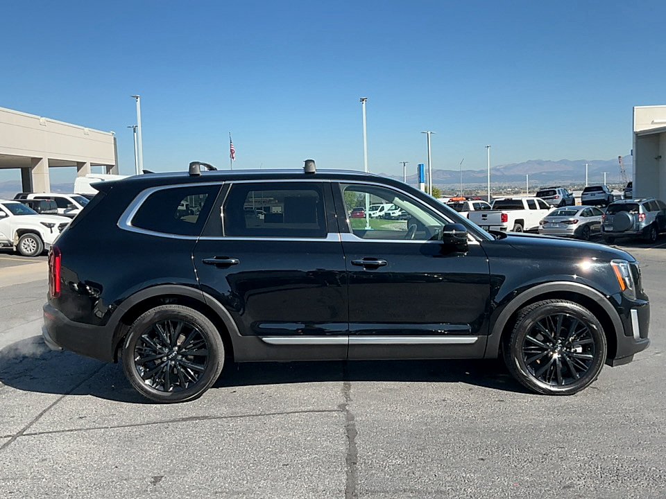 Used 2020 Ebony Black Kia SX image 6