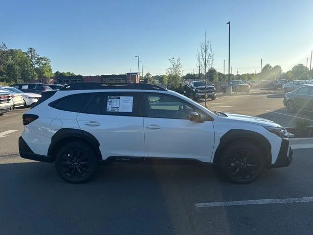 Used 2025 White Subaru Onyx Edition image 10