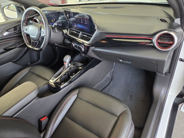 Used 2025 Summit White Chevrolet 2RS image 41