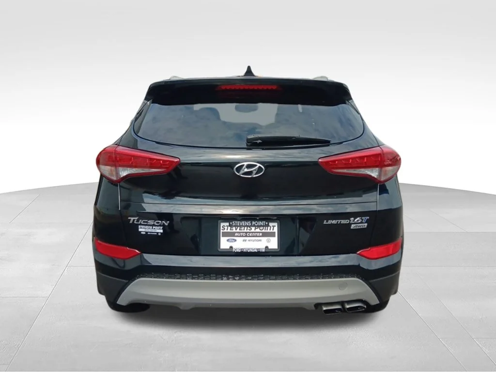 Used 2018 Black Noir Pearl Hyundai Limited image 6
