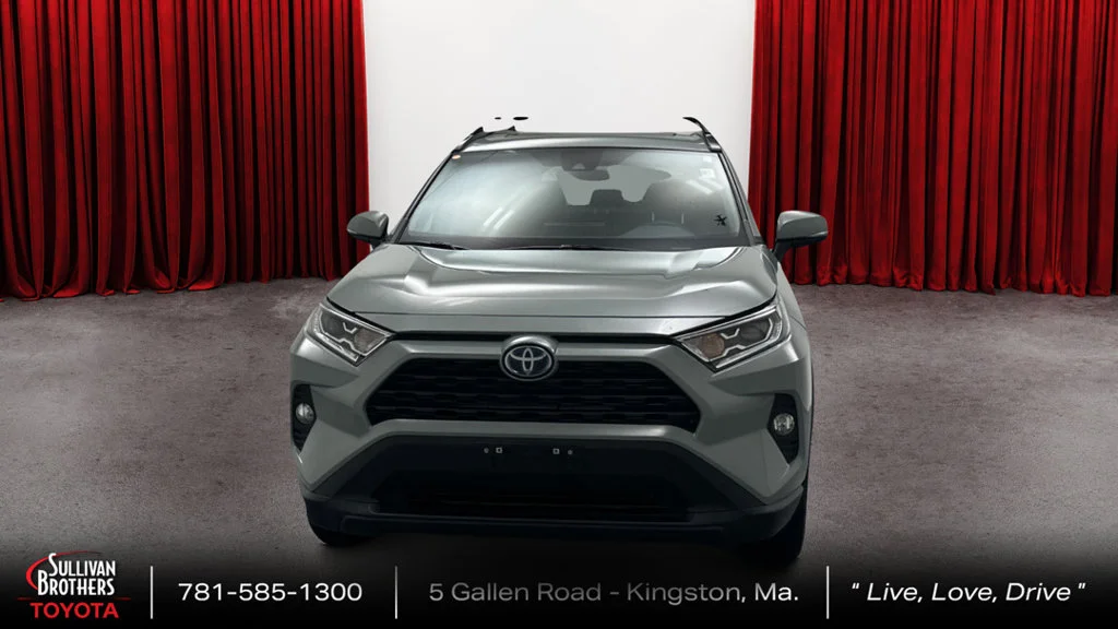 Certified Used 2021 Green Toyota XLE image 2