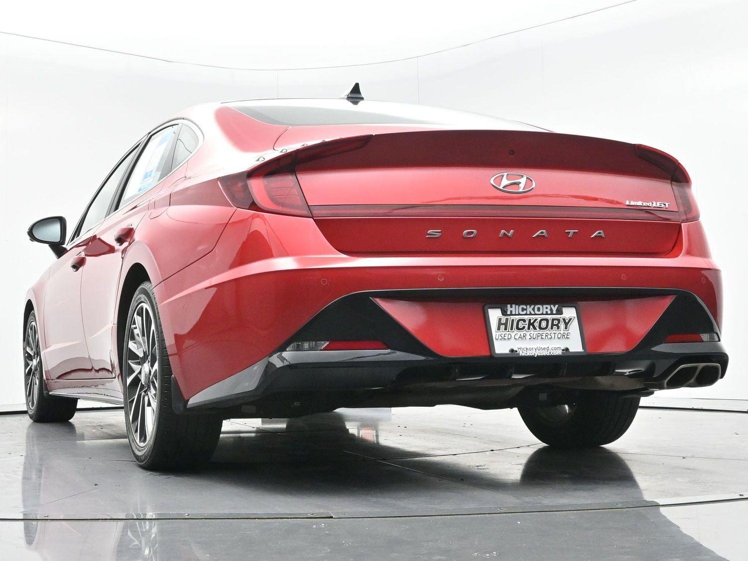 Used 2021 Calypso Red Hyundai Limited image 53