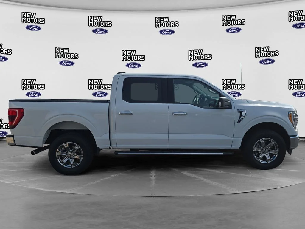 Used 2023 Oxford White Ford XLT image 14