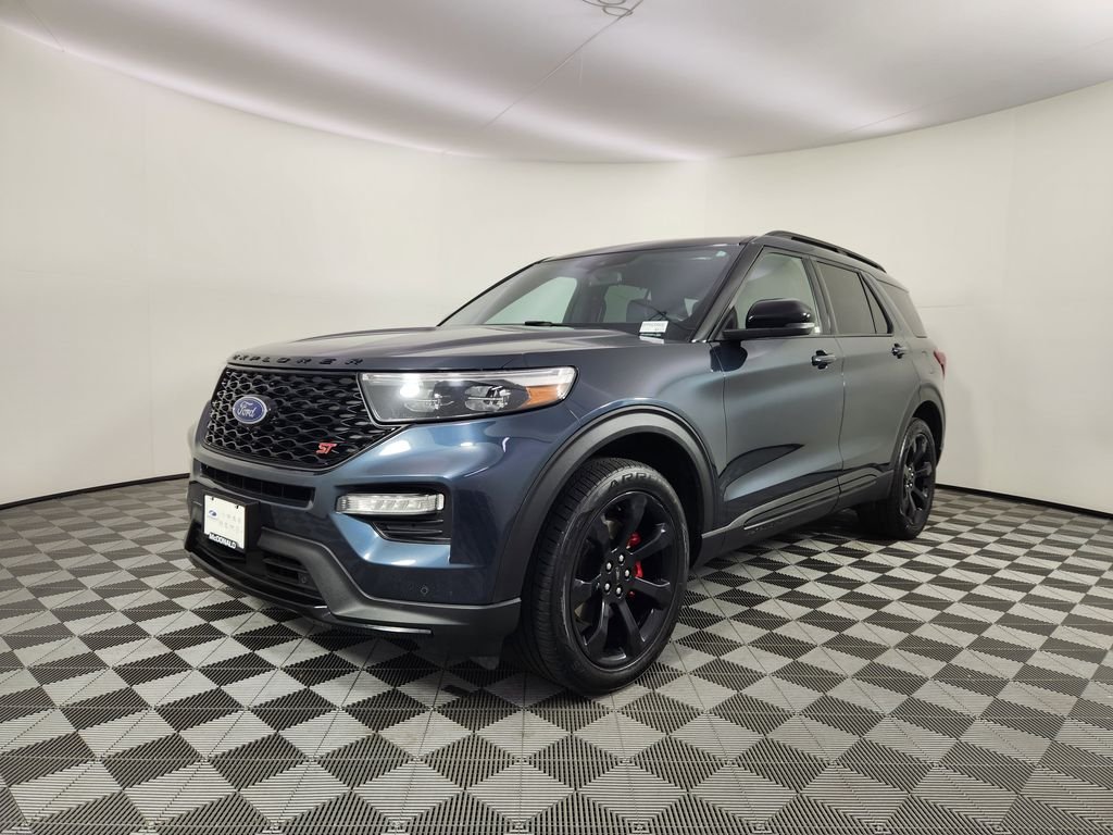 2023 Ford Explorer ST 4WD's photo