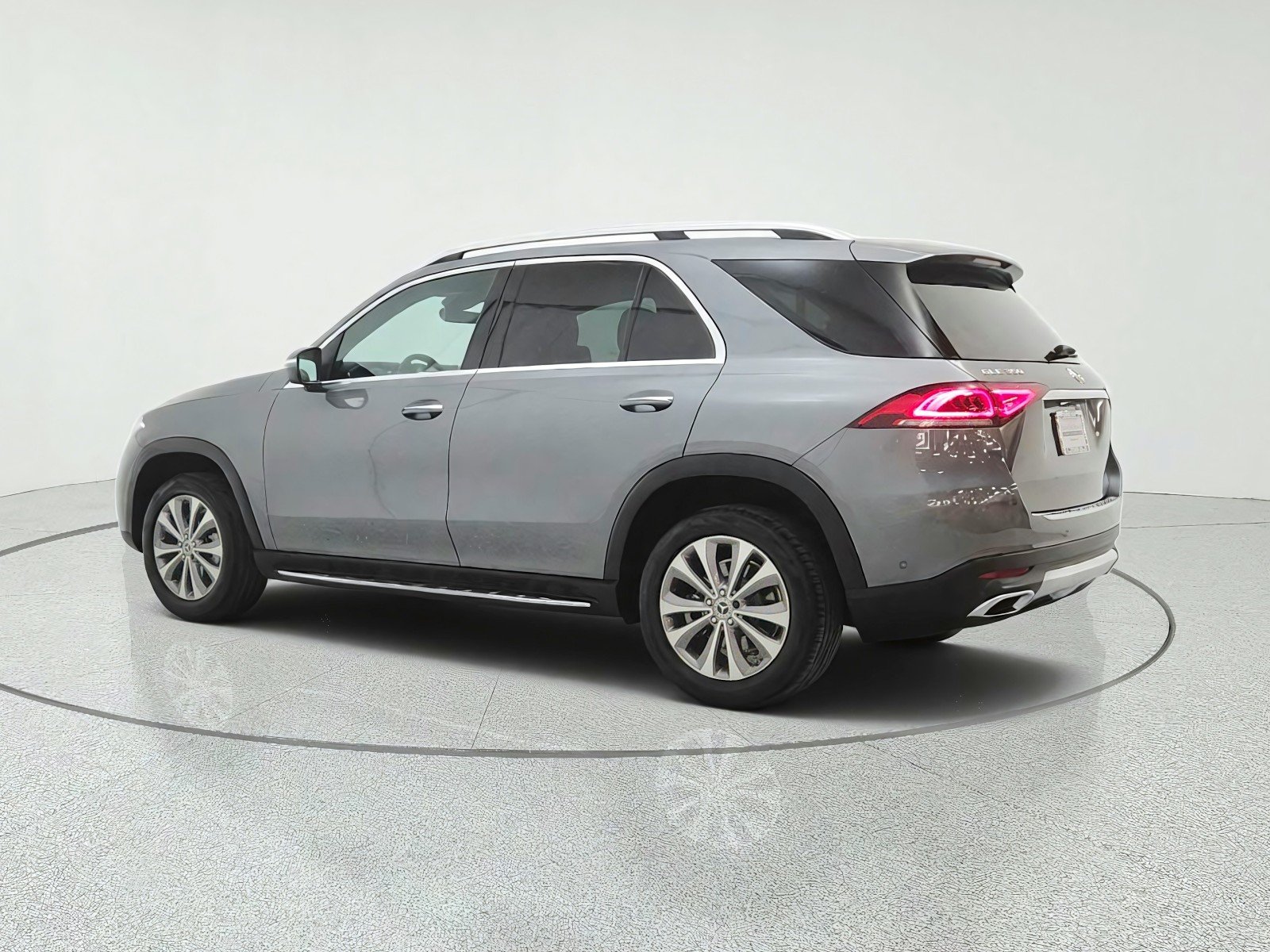 Used 2022 Selenite Grey Metallic Mercedes-Benz GLE 350 SUV image 7