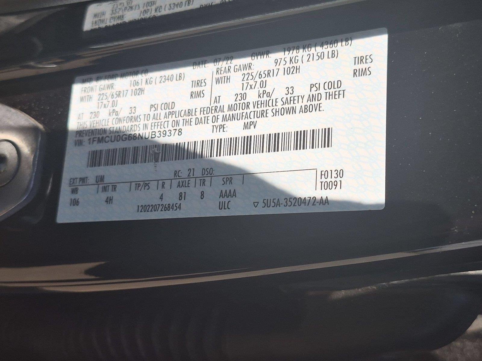 Used 2022 Agate Black Metallic Ford SE image 9