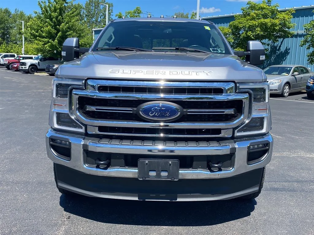 Used 2021 Iconic Silver/Carbonized Gray Ford Lariat image 5