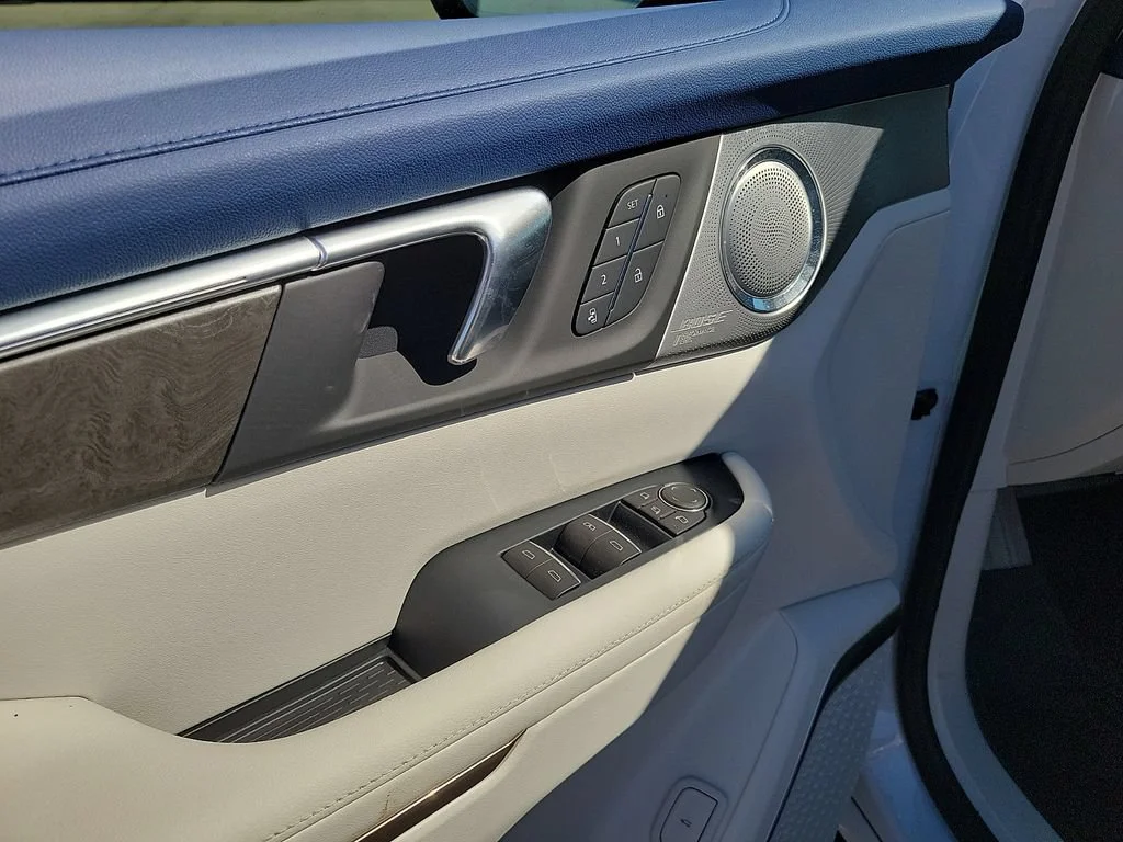 2026 Buick Enclave Avenir - Photo 18