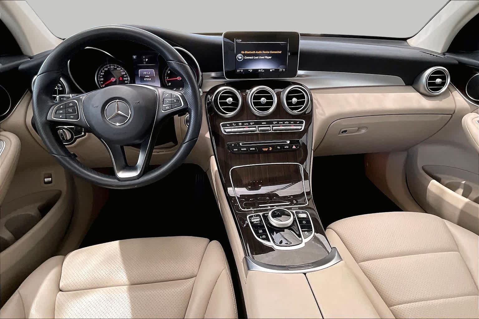 Used 2017 Diamond Silver Metallic Mercedes-Benz GLC 300 image 15
