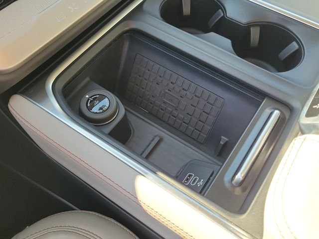 Certified Used 2025 Silver Metallic Ford Active image 12