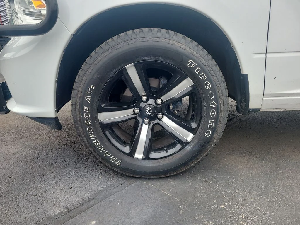 Used 2019 White Ram Express image 18