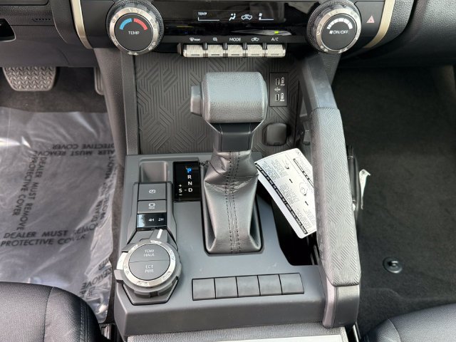2025 Toyota Tacoma SR5 - Photo 23