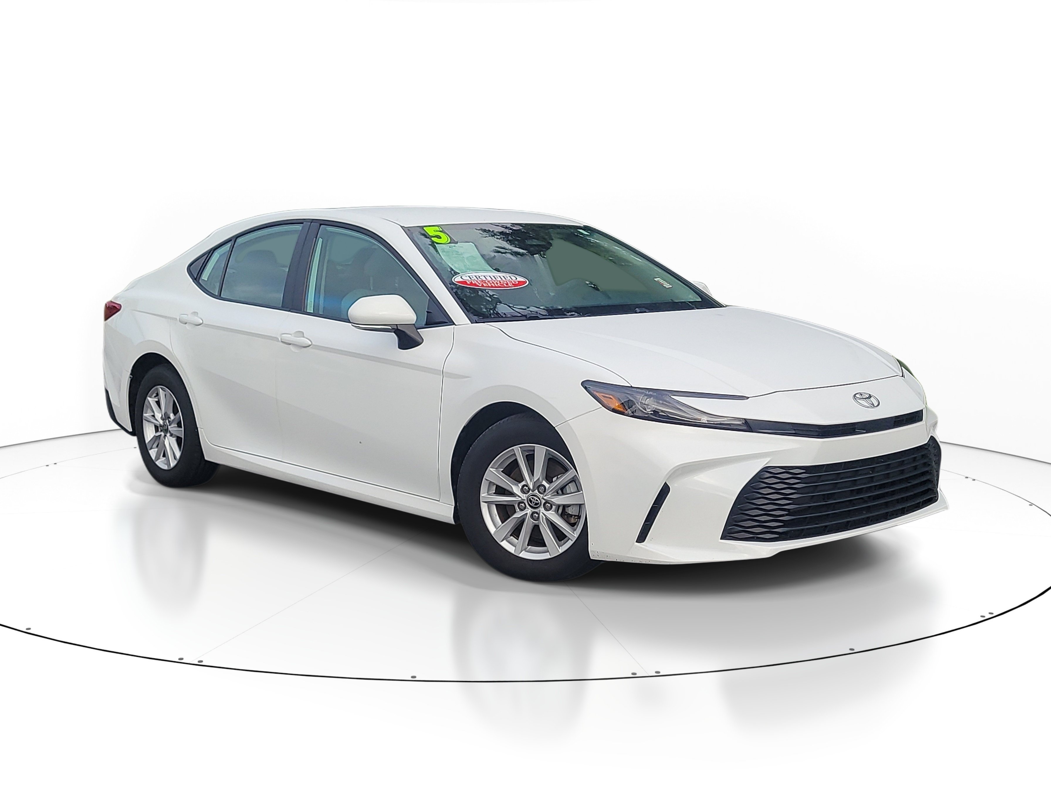 Used 2025 Ice Toyota LE image 1
