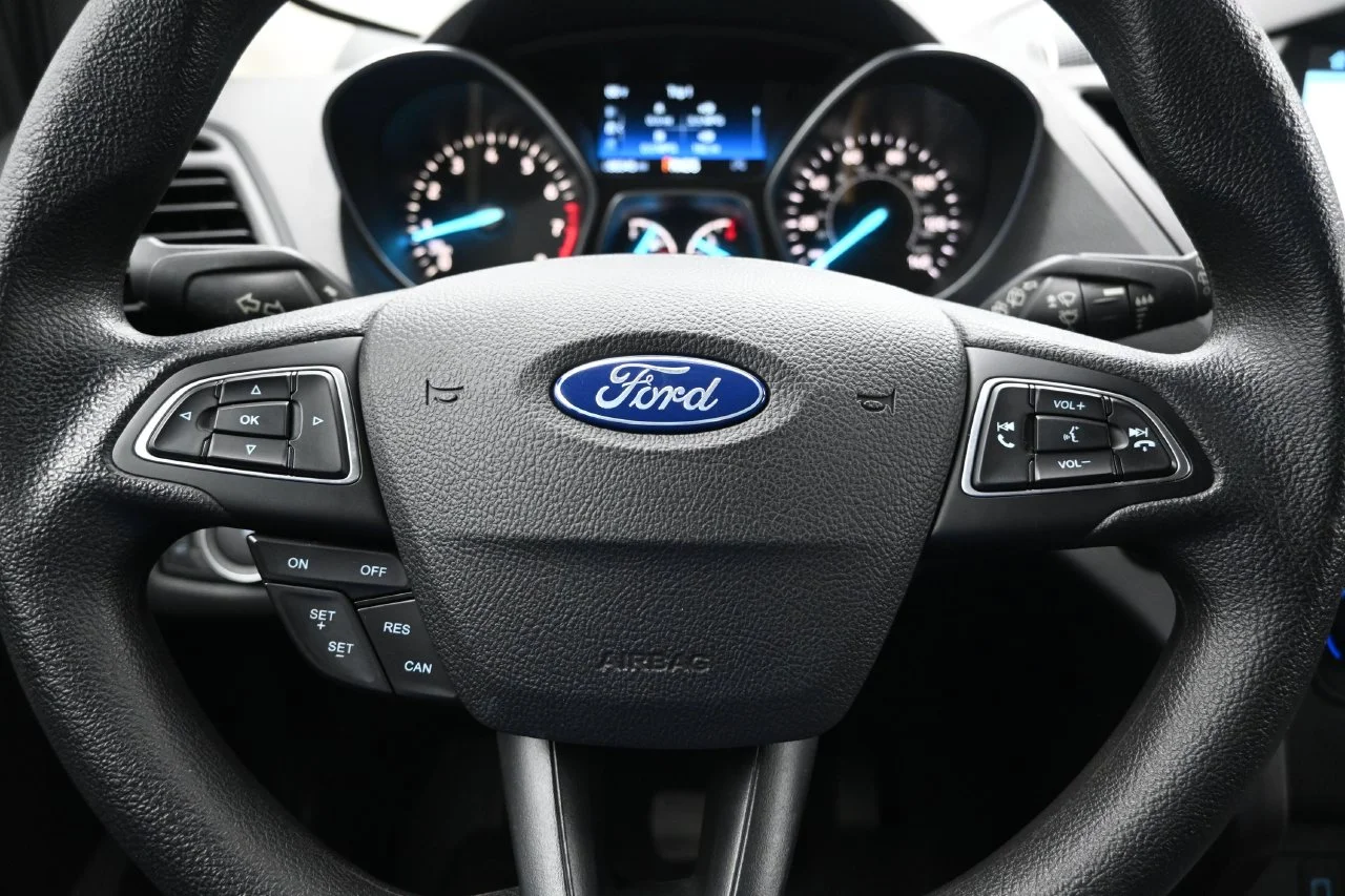 Certified Used 2019 Lightning Blue Ford SE image 30