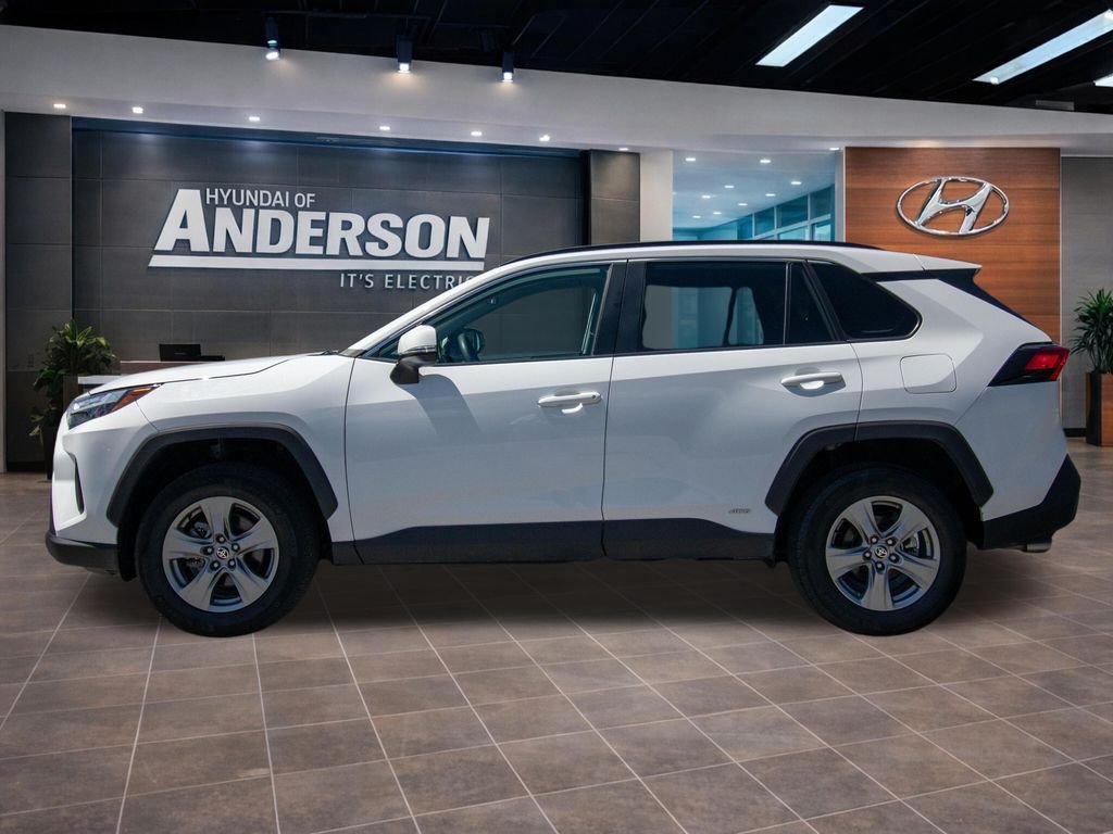 Used 2024 White Toyota XLE image 11