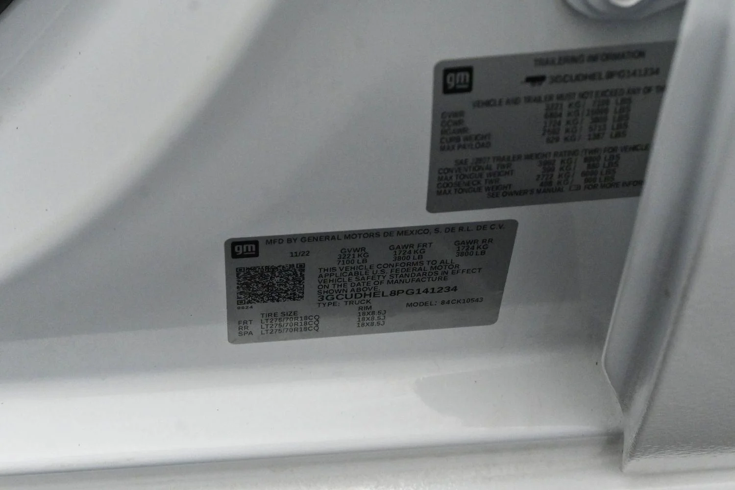 Used 2023 Summit White Chevrolet ZR2 image 37