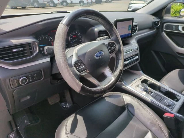 Used 2023 White Ford XLT image 15
