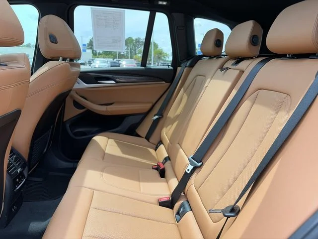 Used 2023 Gray BMW sDrive30i image 13