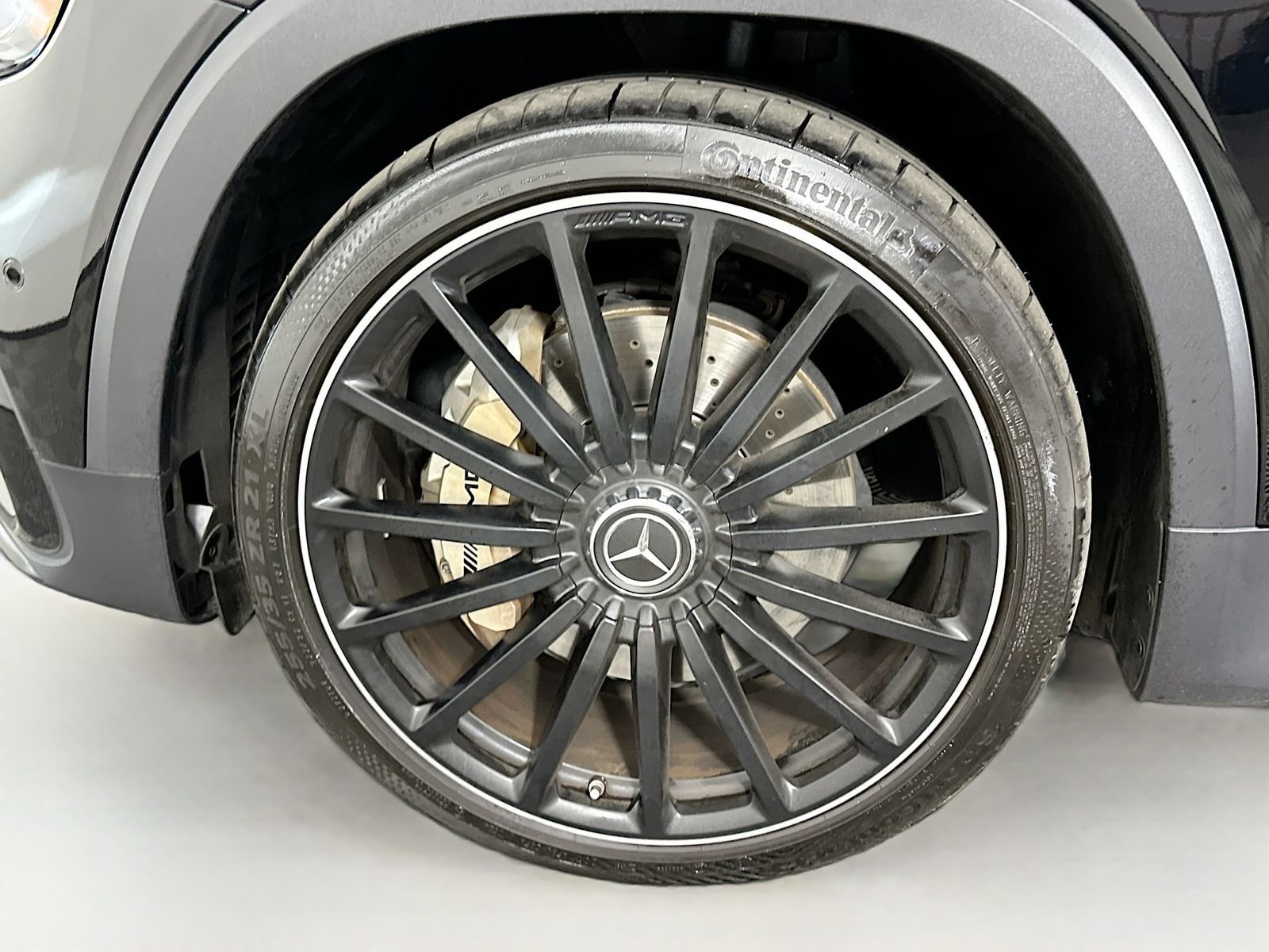 Used 2025 Night Black Mercedes-Benz GLB 35 AMG® image 31