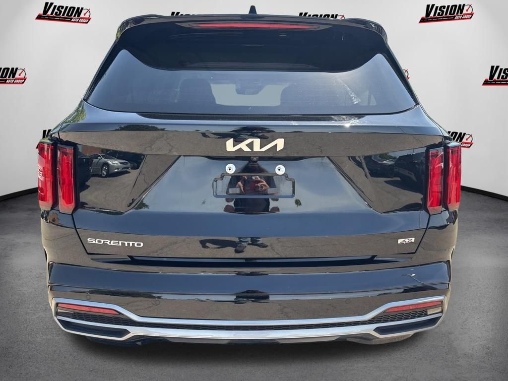 Used 2023 Black Kia SX image 6