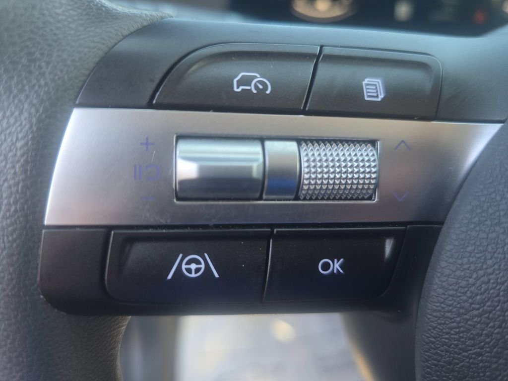 Used 2024 Denim Blue Pearl Hyundai SE image 29