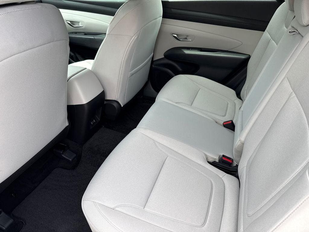 New 2026 White Hyundai SE FWD image 17