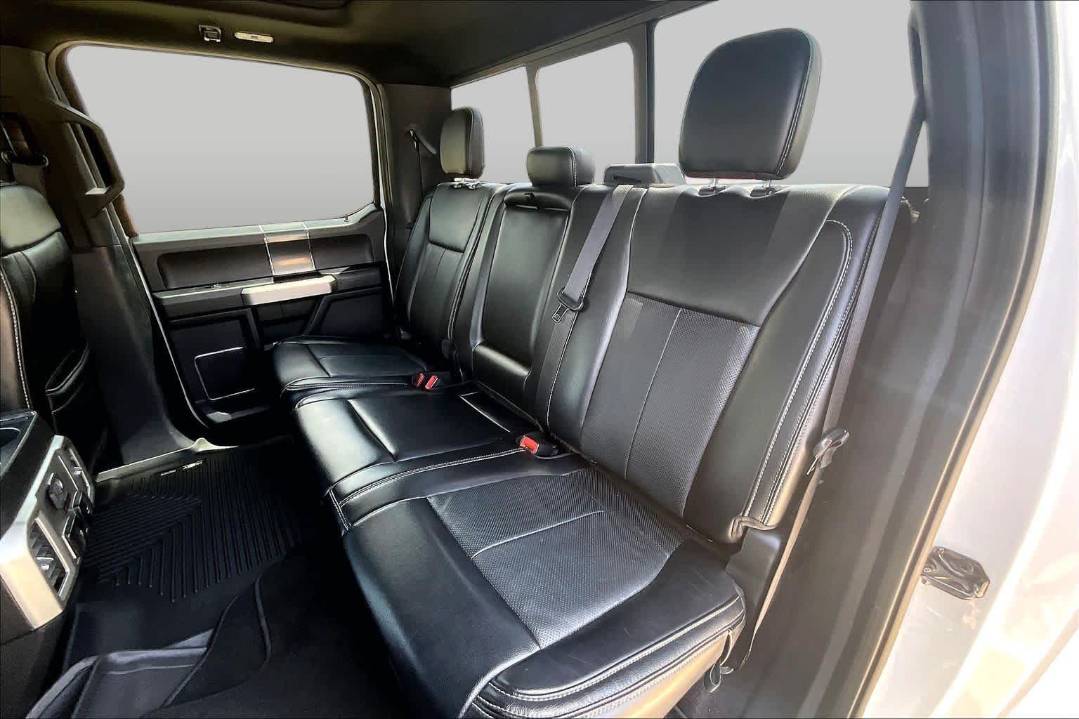 Used 2020 Oxford White Ford LARIAT image 19