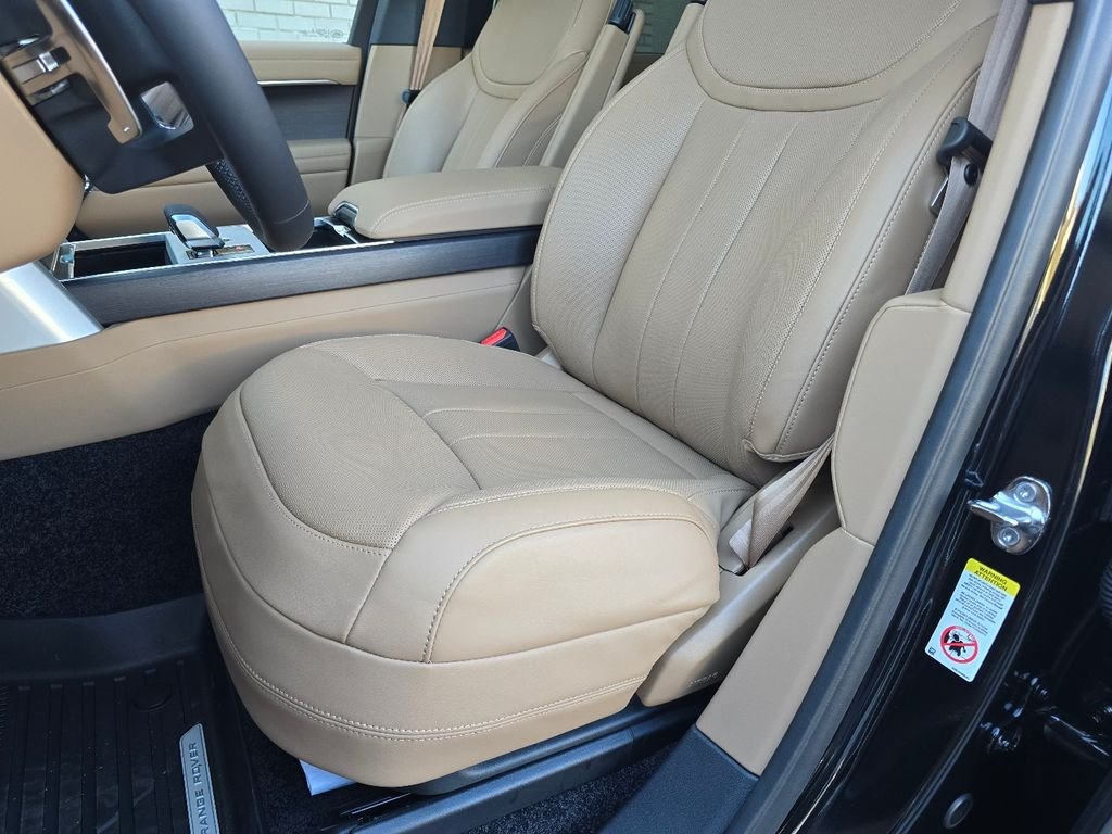 2025 Land Rover Range Rover SE - Photo 42