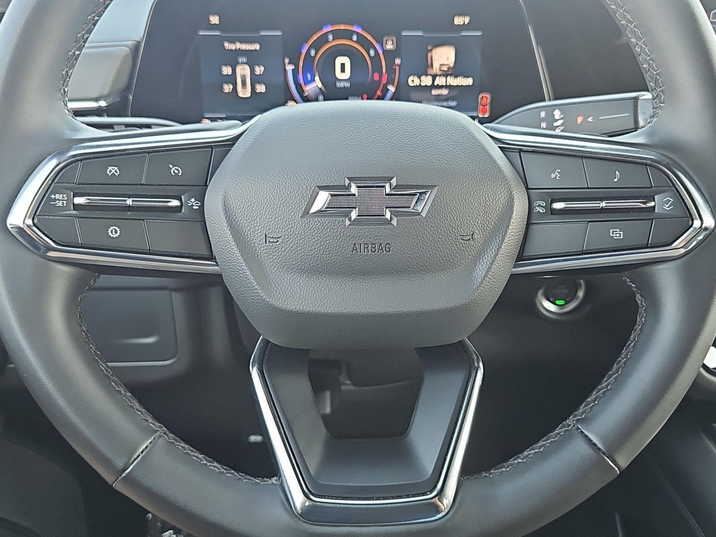 Used 2025 Black Chevrolet Z71 image 20