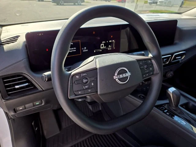 New 2027 White Nissan S image 9