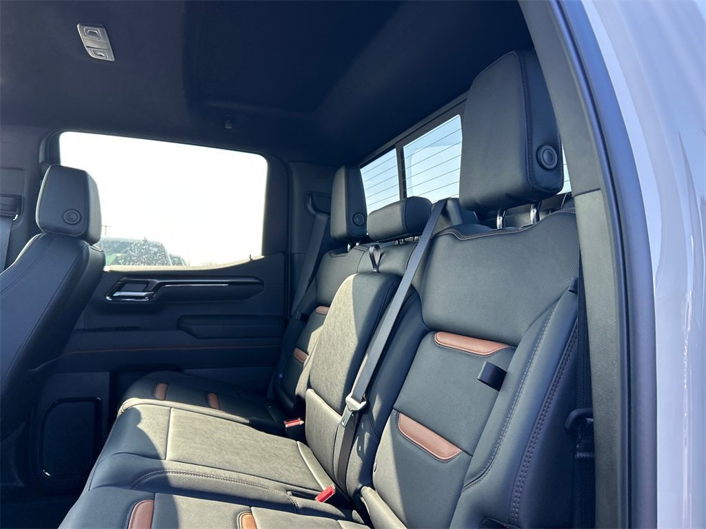 2026 GMC SIERRA - Image 32