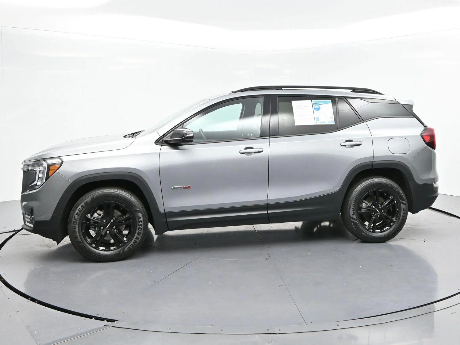Used 2023 Sterling Metallic GMC AT4 image 4