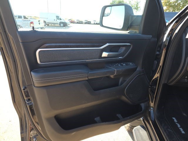 Used 2022 Diamond Black Crystal Pearlcoat Ram Big Horn image 15