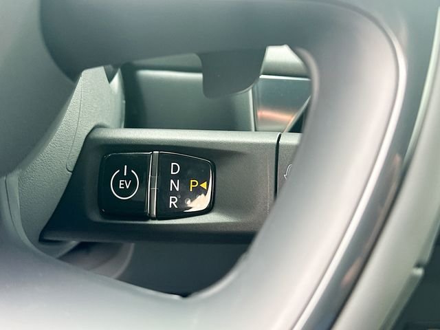 New 2026 Ocean Blue Kia Land AWD image 17