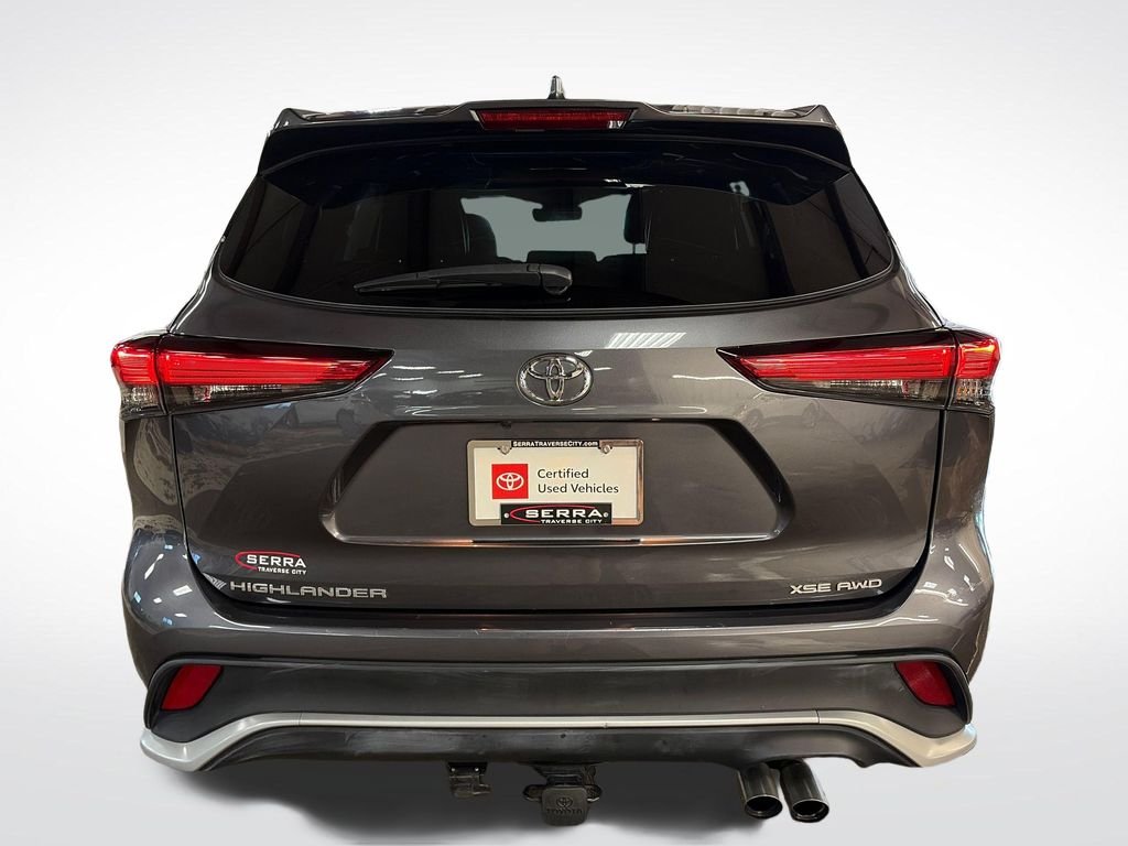 Used 2021 Gray Toyota XSE image 4