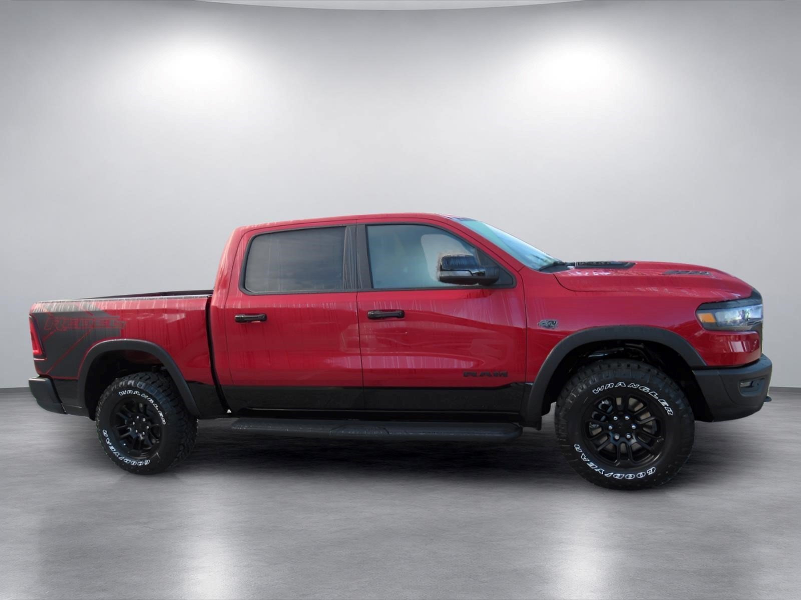 New 2027 Molten Red Pearl-Coat Exterior Paint RAM Rebel image 2