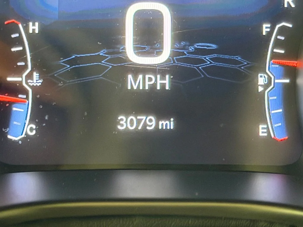 New 2026 White Jeep Latitude image 10